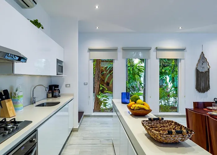 Bonita, Private Pool, Jacuzzi, Concierge