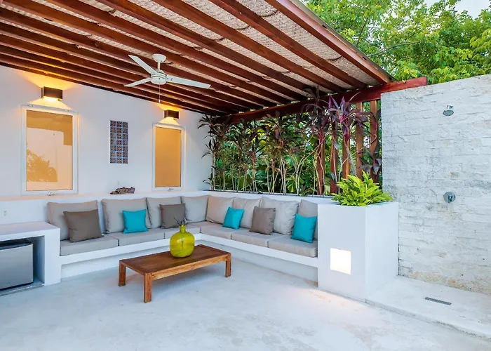 Bonita, Private Pool, Jacuzzi, Concierge Holiday home