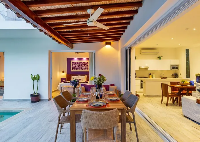 Bonita, Private Pool, Jacuzzi, Concierge Holiday home *